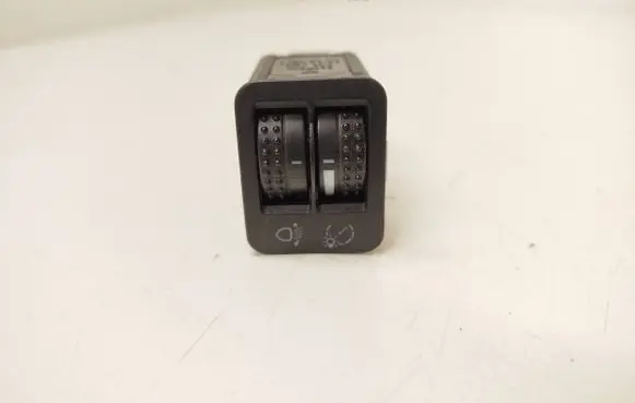 Volkswagen Golf IV Headlight level height control switch 1J0941333A