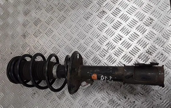 Toyota Yaris Front shock absorber/damper 