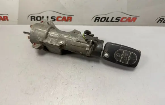 Audi A6 S6 C5 4B Ignition lock 4B0905851