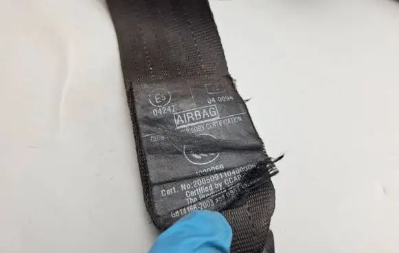 Volvo XC90 Front seatbelt E504247