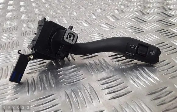 Audi TT TTS Mk2 Wiper switch 8P0953519C