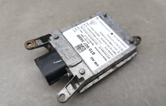Audi A4 S4 B8 8K Blind spot module 8T0907568B