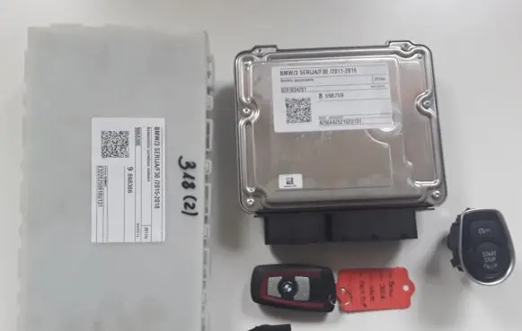 BMW 3 F30 F35 F31 Engine ECU kit and lock set 9868386