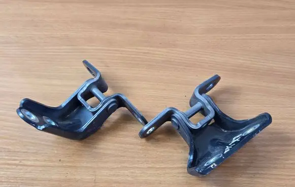 Hyundai i20 (BC3 BI3) Rear door hinge set 