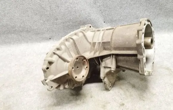 Gearbox transfer box case