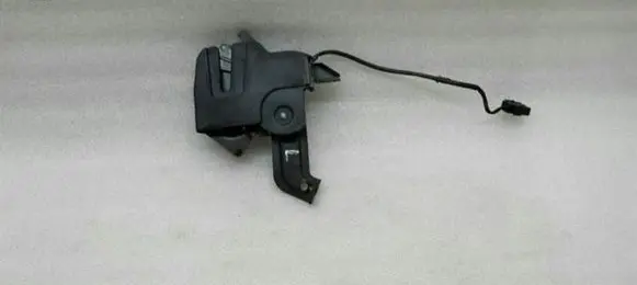 BMW 3 E46 Convertible roof lock/latch 51258248313