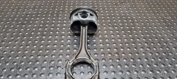 Audi A8 S8 D4 4H Piston with connecting rod S26383180 079107104CE R079L