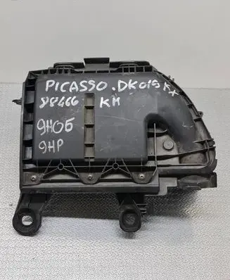 Citroen DS4 Air filter box 1039257 9673061080