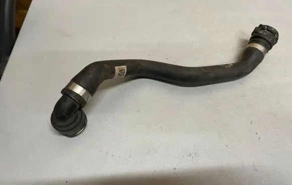 BMW 1 F20 F21 Engine coolant pipe/hose 9329644