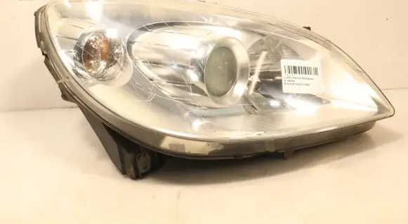 Mercedes-Benz B W245 Headlight/headlamp A1698207861