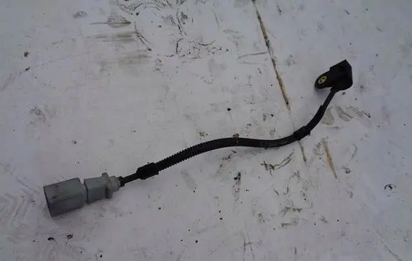 Mitsubishi Outlander Camshaft position sensor 