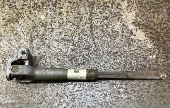 Chevrolet Bolt Steering column universal joint 527742743 NA171140427 42539712