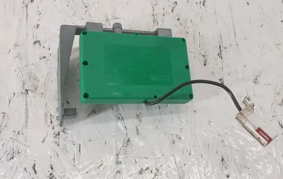 Volvo V70 Antenna control unit 9459222 AAR835