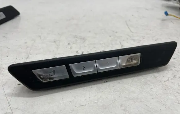 BMW 7 G11 G12 Seat memory switch 9382803