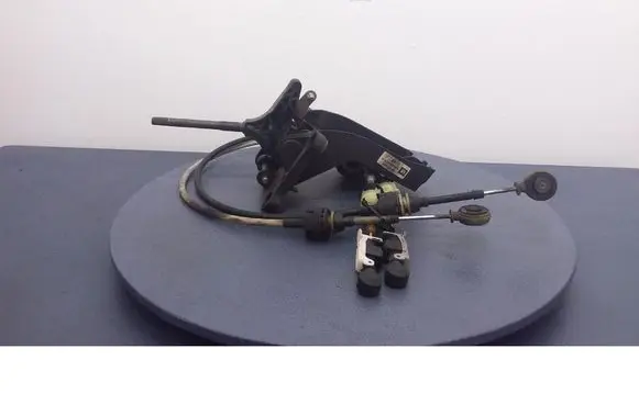 Opel Zafira B Gear shift rod 55351959