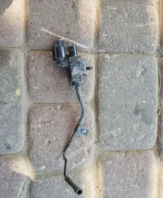 KIA Sorento Vacuum valve 