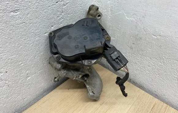Ford Mondeo MK IV EGR valve 30725855 V29012928AV0L