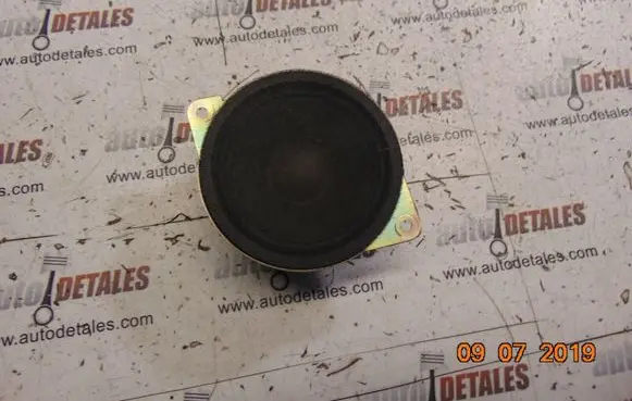 Jeep Grand Cherokee (WK) Panel speaker P05059068AB