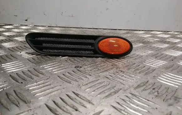 Mini One - Cooper Cabrio R52 Front fender indicator light 1503561