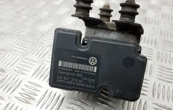Skoda Octavia Mk2 (1Z) ABS Pump 1K0907379AK 1K0614117S