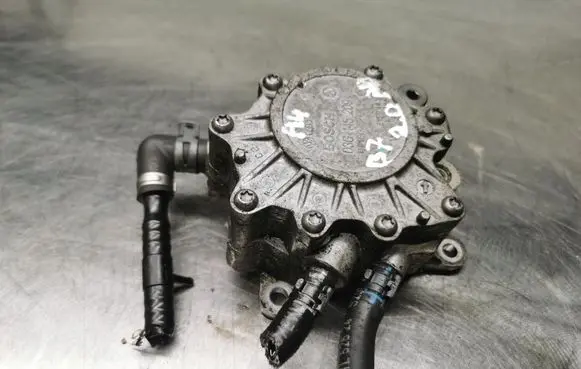 Vacuum pump