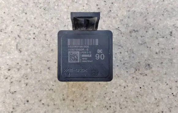 Renault Talisman Glow plug pre-heat relay 110675590R26A 110675590R