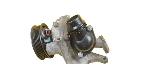 Opel Zafira C Water pump 55573999 B16DTH