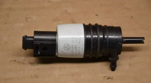 Mercedes-Benz GLC X253 C253 Headlight washer pump A0998660121 7299