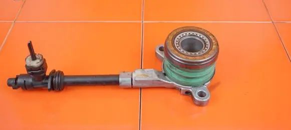 Renault Trafic III (X82) Clutch slave cylinder 306202443R R9M413