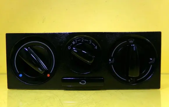 Volkswagen Golf IV Climate control unit 1J0819045F