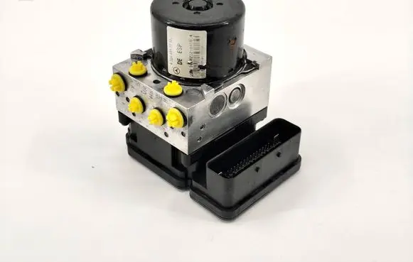 Mercedes-Benz C W204 ABS Pump A2049012500 A2044312012 10021204164