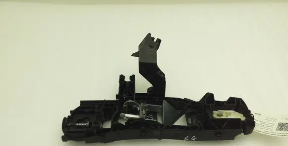 Rear door exterior handle/bracket