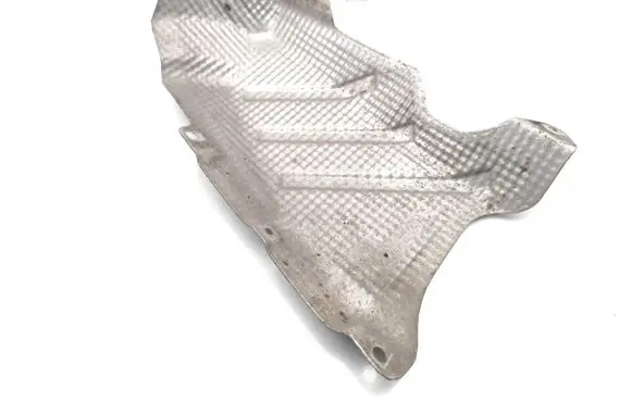 BMW i8 Heat shield in engine bay 7333123