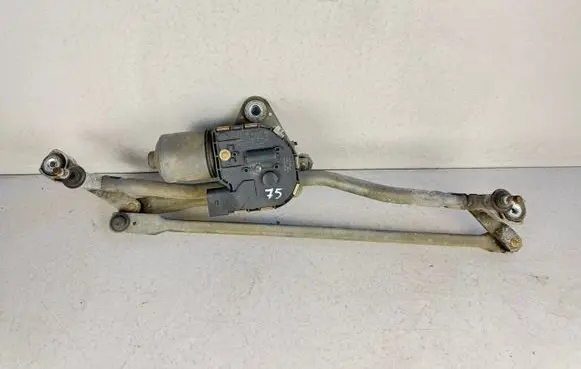 Audi A6 S6 C6 4F Front wiper linkage and motor 4F1955119C 0390241651 4F1955023