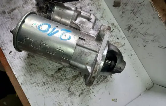 Hyundai i30 Starter motor 3610008100