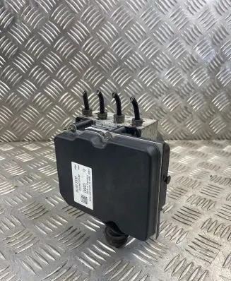 Audi A4 S4 B8 8K ABS Pump 8K0907379BP