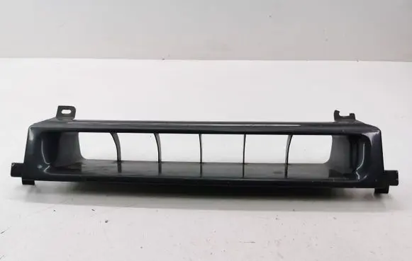 Ford Scorpio Front bumper lower grill 88GG8A133AAW