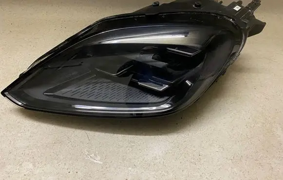 Porsche Cayenne (9Y0 9Y3) Headlight/headlamp 9Y0941081N 00000196 1EX01548711