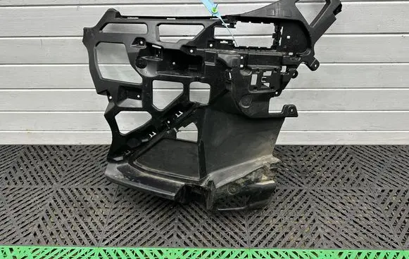 BMW X1 U11 Front bumper mounting bracket 9881915 21163611 3200101101