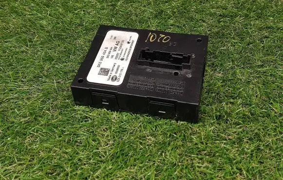 Volkswagen Jetta VI Keyless (KESSY) go control unit/module 5K0959434B 5ZA010176 5K0959434