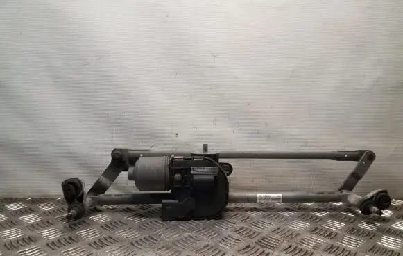 Skoda Octavia Mk2 (1Z) Front wiper linkage and motor 1Z2955119D 3397021266 1Z2955023E