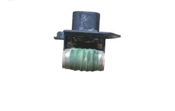 Opel Meriva B Coolant fan relay 55702180