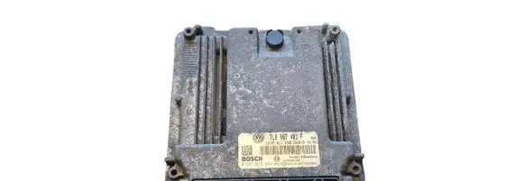 Volkswagen Touareg I Engine control unit/module 7L0907401F 0281013692 1039S20442