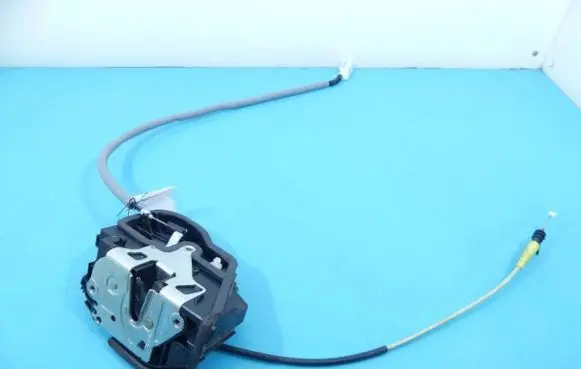 BMW X5 E70 Rear door lock 7276674 IMPRK1006692