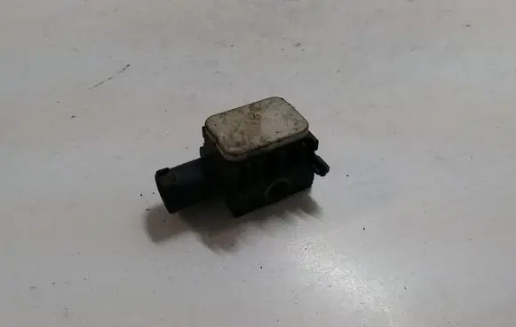 Mercedes-Benz ML W164 Airbag deployment crash/impact sensor 0038202926
