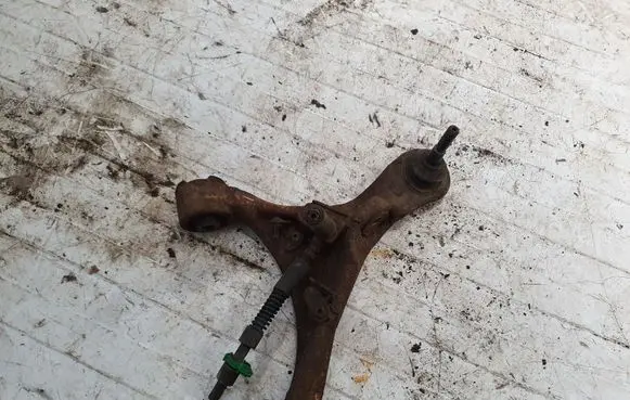 Land Rover Range Rover Sport L320 Front lower control arm/wishbone NOCODE