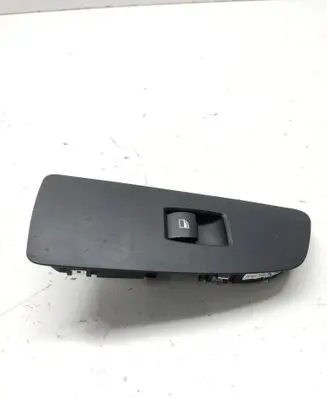 BMW 1 E81 E87 Electric window control switch 6935534 15979800 06536