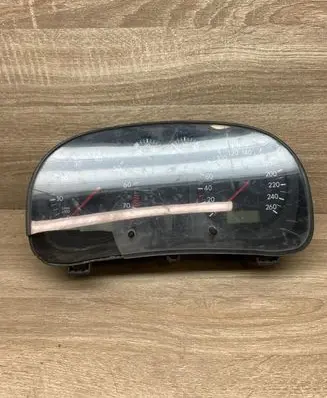 Volkswagen Golf IV Speedometer (instrument cluster) 1J0919881B