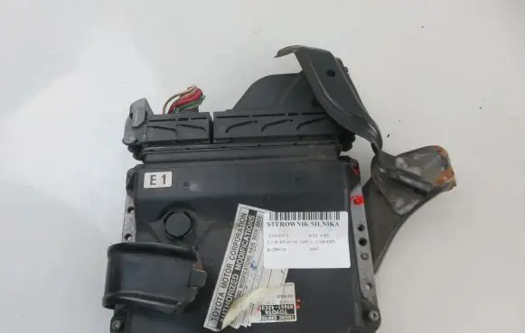 Toyota RAV 4 (XA30) Engine control unit/module 1758007734 8966142C00
