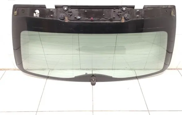 BMW 5 E60 E61 Opening tailgate glass 